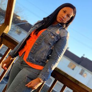 Meet your Posher, Eliana